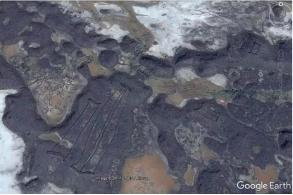Las “puertas misteriosas”, el extraño descubrimiento en el desierto de Arabia Saudita