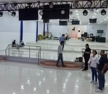 SAE desalojó a la Iglesia Vida Abundante del edificio de Titos Bolos en Barranquilla