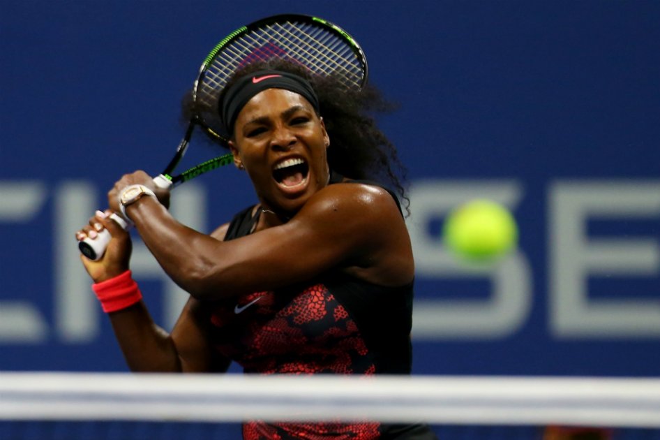 Serena Williams viene de atrás para sacar boleto a cuarta ronda del US Open