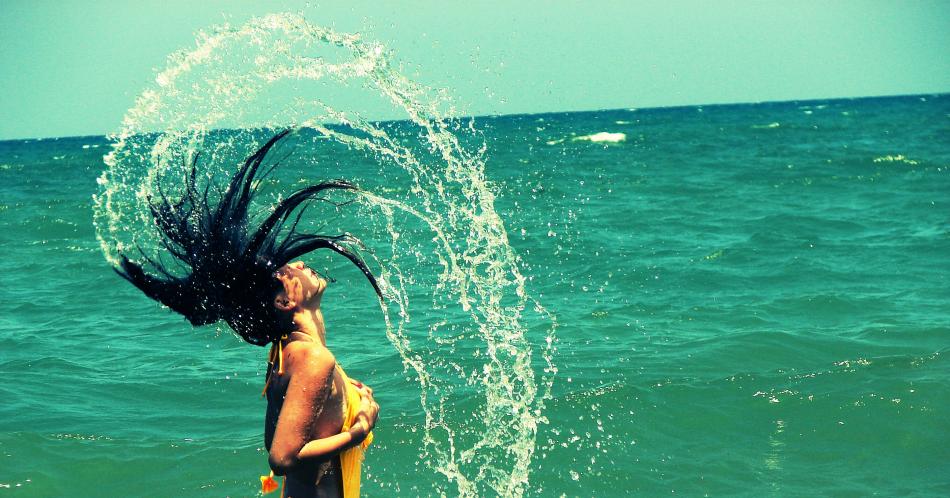 Cuida tu pelo antes, durante y después de las vacaciones