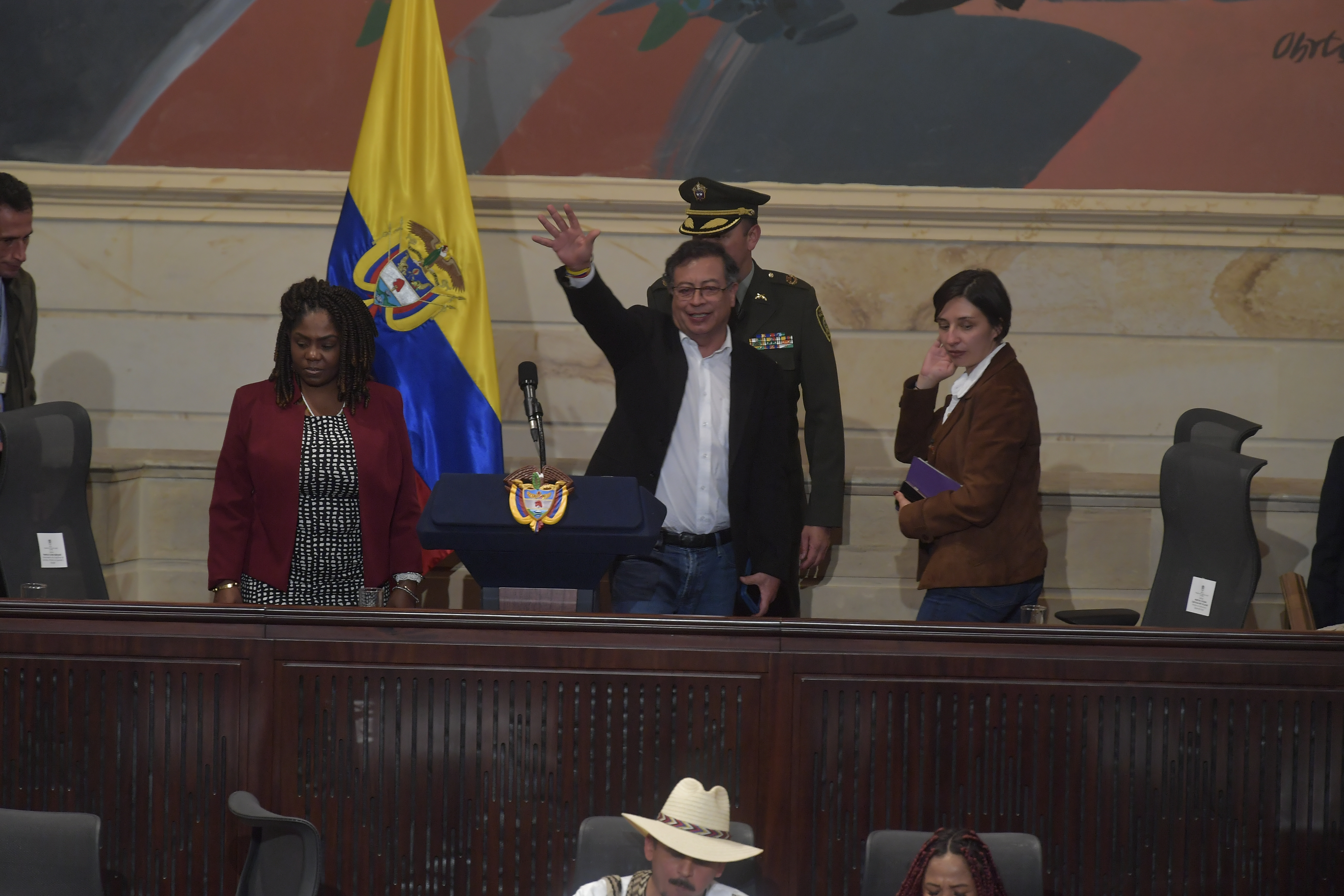 Petro dice que expondrá a congresistas que han votando contra la reforma a la salud