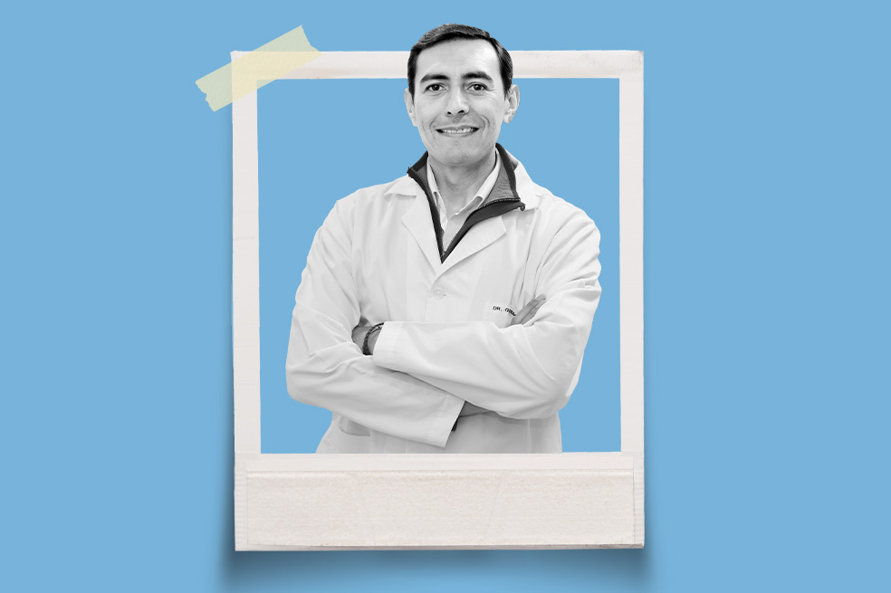 Germán Bernal es médico de la Universidad de La Sabana y tiene un diplomado en terapias alternativas por la Universidad del Rosario.