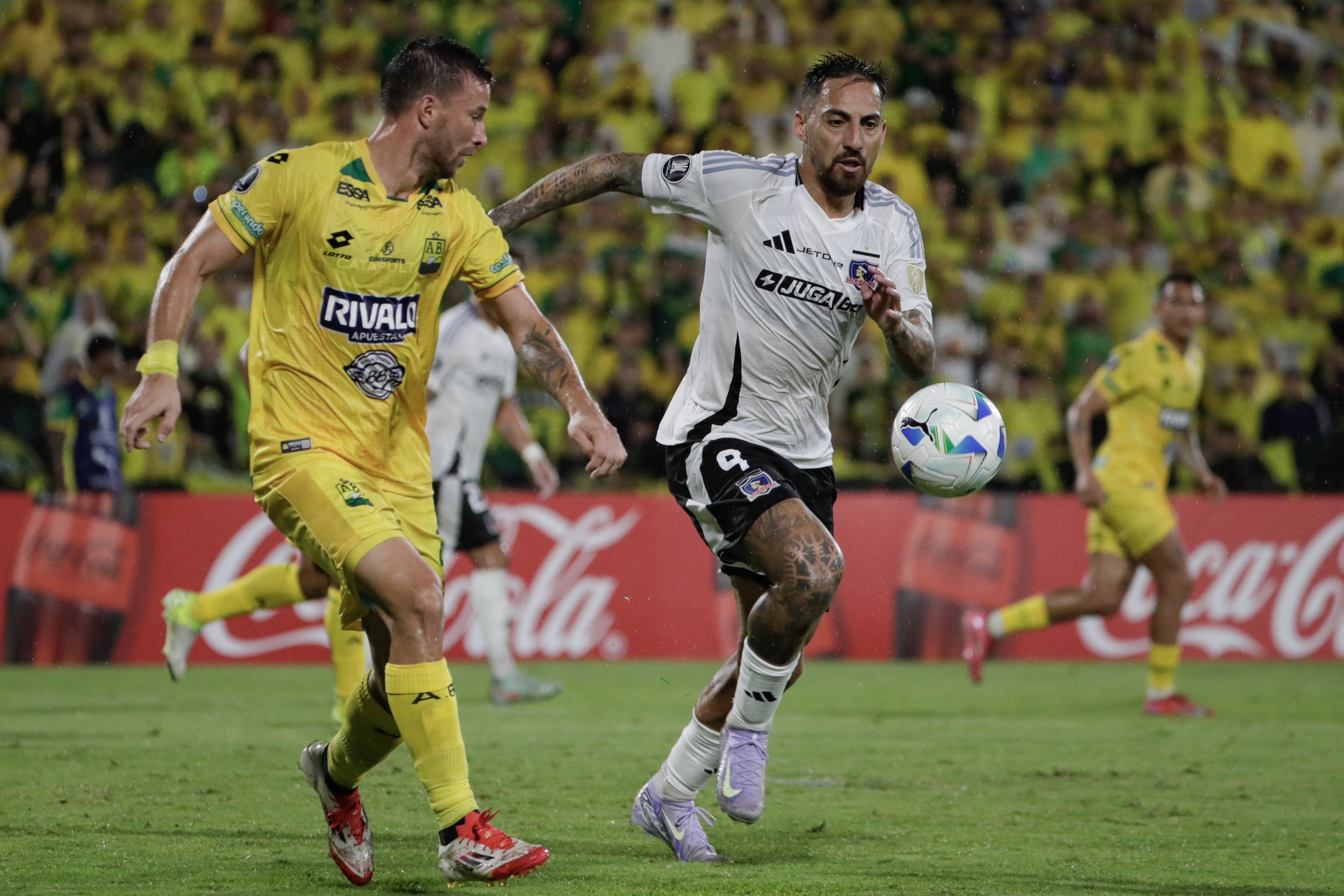 Bucaramanga cayó 1-0 frente a Colo Colo y estará en el repechaje de Sudamericana