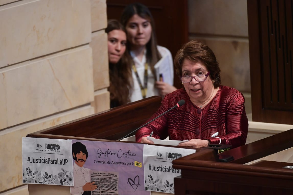 En sesión solemne, Congreso conmemoró genocidio a la UP