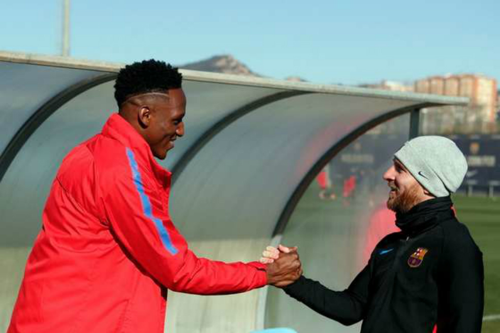 En imágenes, el primer día de Yerry Mina como jugador del Barcelona