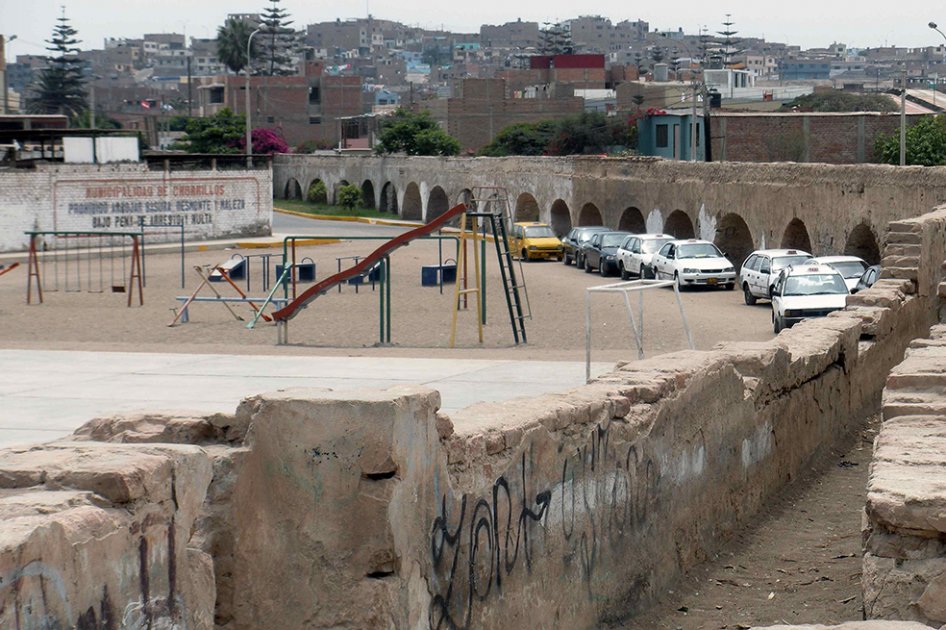 Canales prehispánicos aún irrigan Lima, una ciudad en medio del desierto