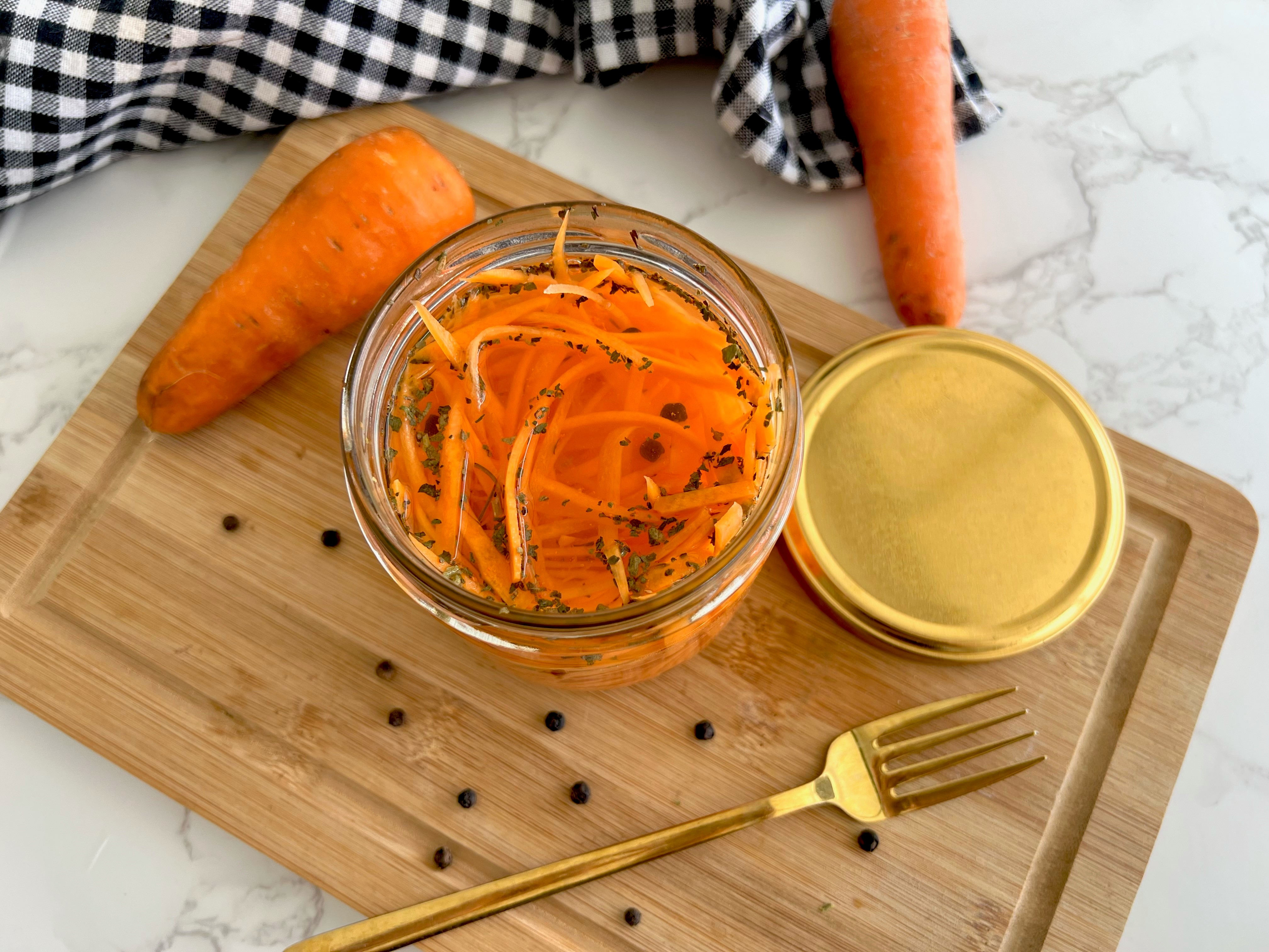Zanahorias encurtidas, una receta que despierta todos los sentidos