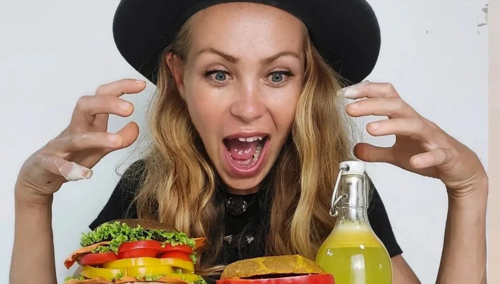 ¿Por qué me da más hambre cuando tengo mi período menstrual?
