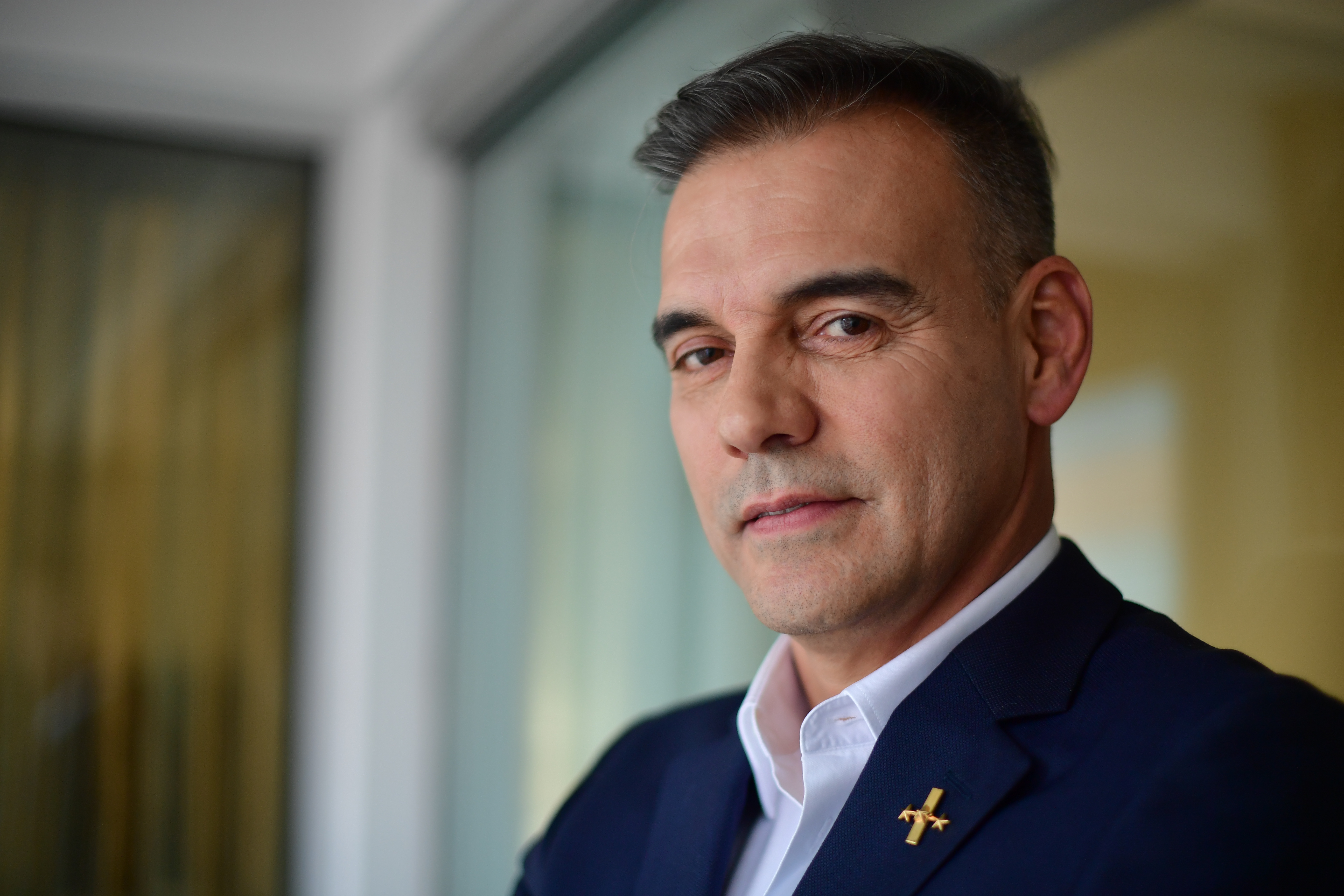 Un juez ordenó el reintegro del coronel Esparza, líder de la Operación Jaque