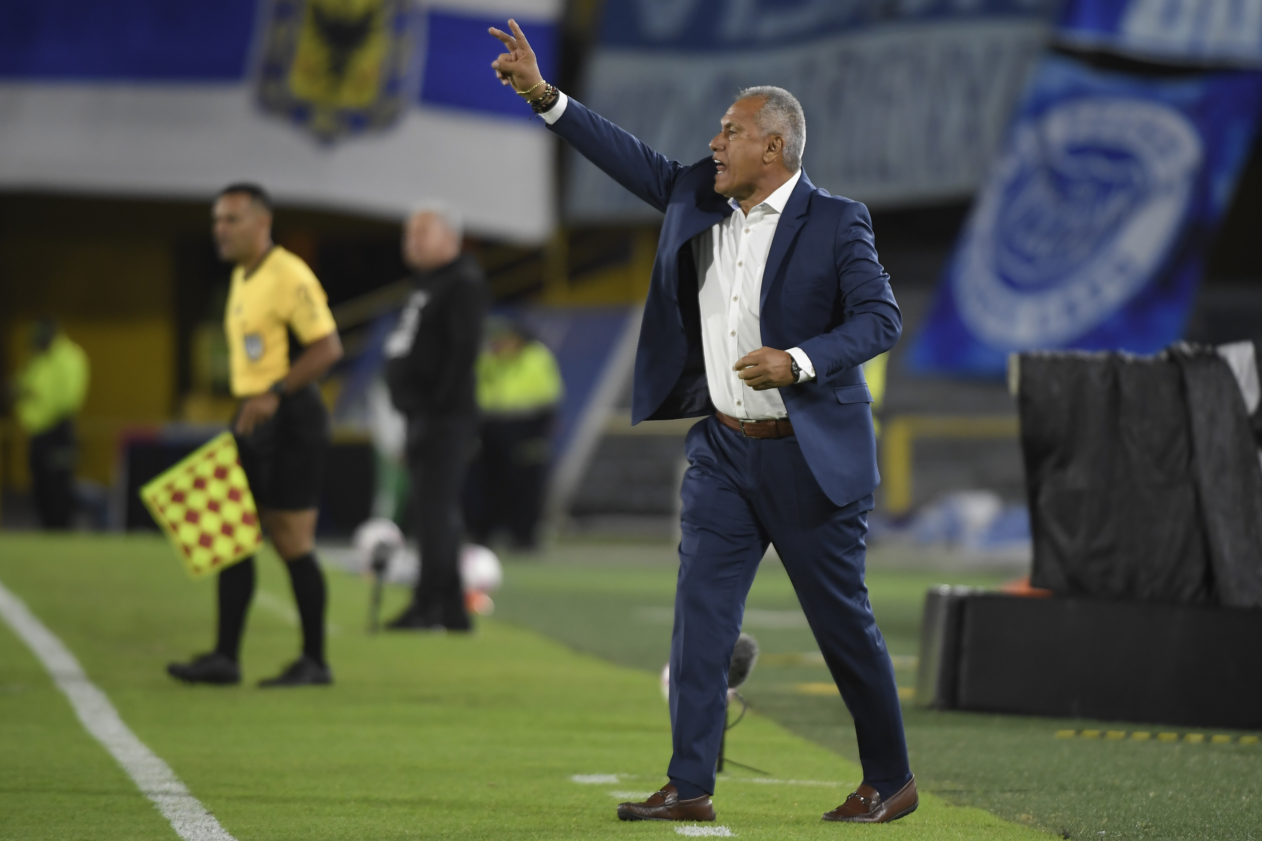 Director técnico de Millonarios, en el partido ante Once Caldas por la fecha dieciocho de la Liga Betplay 2025-II.
