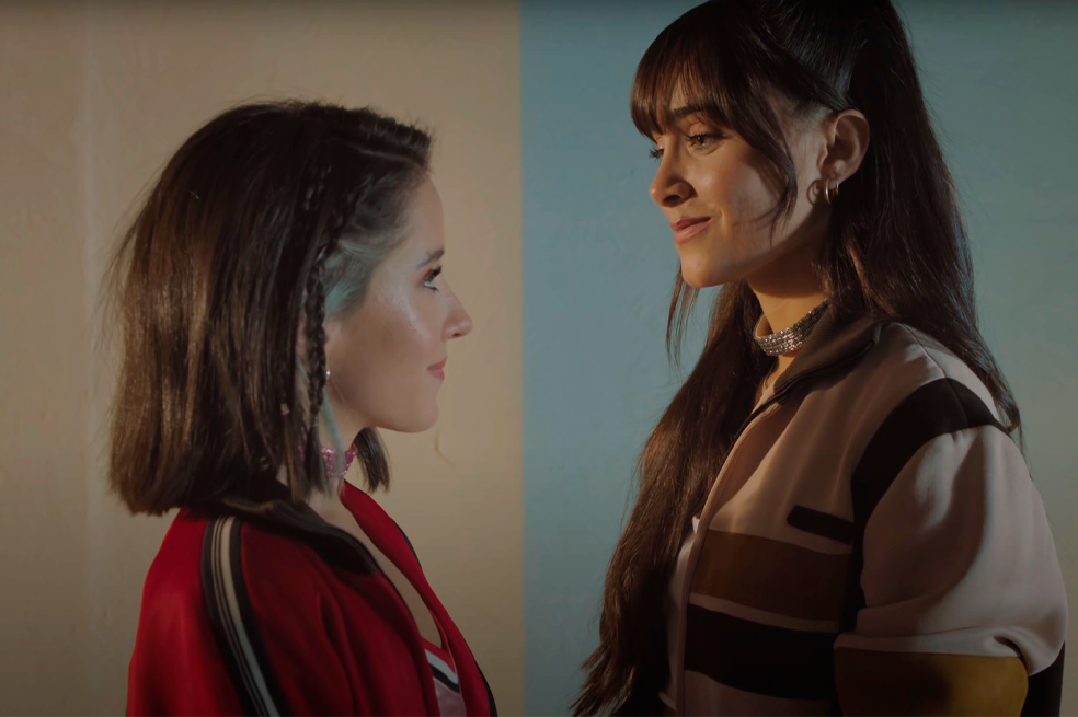 Aitana y Evaluna estrenan su canción ‘Aunque no sea conmigo’