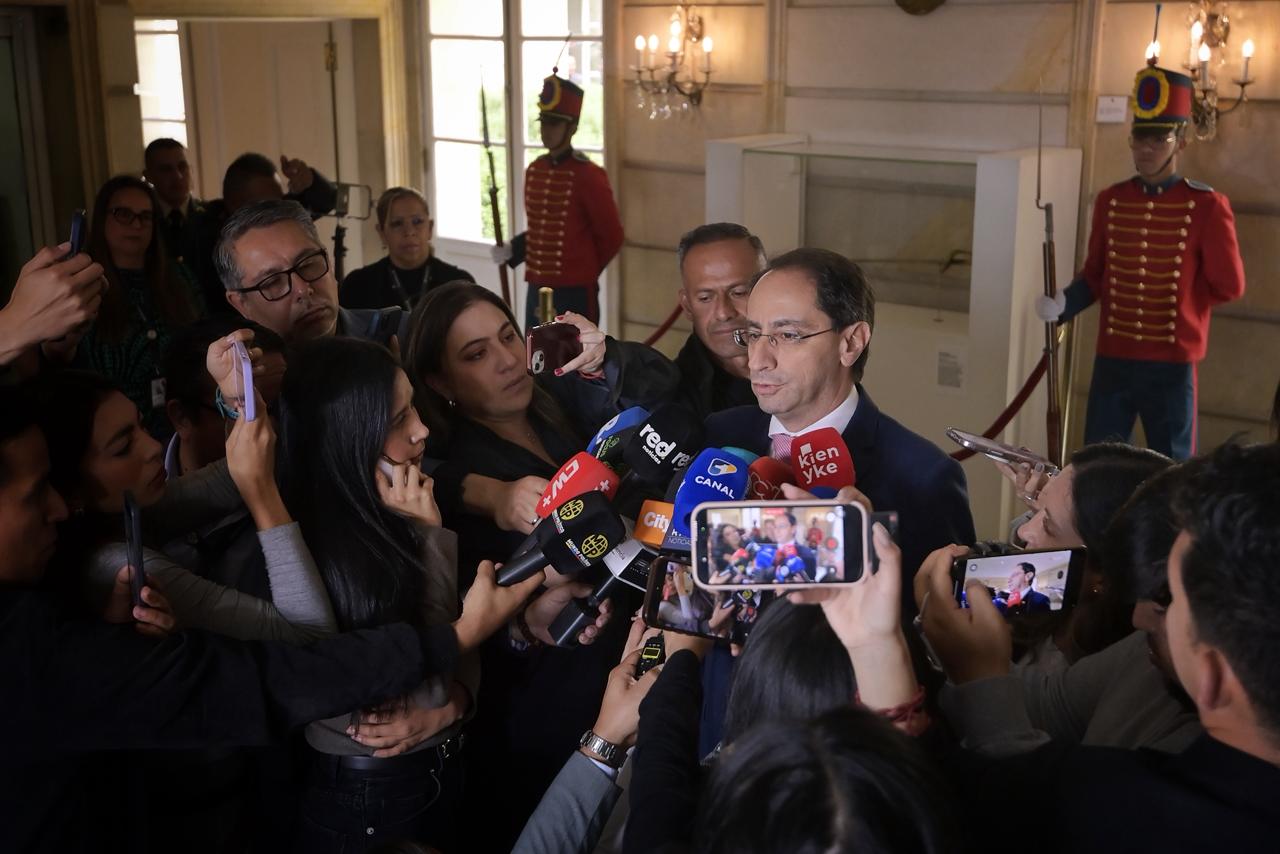 “Es una crisis humanitaria”: Restrepo habló del plan que implementarán en el sector salud