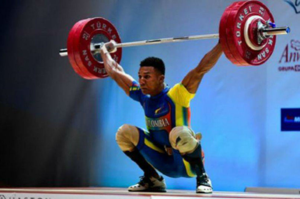 Esnéider Moreno, bronce en arranque en el Mundial de Pesas