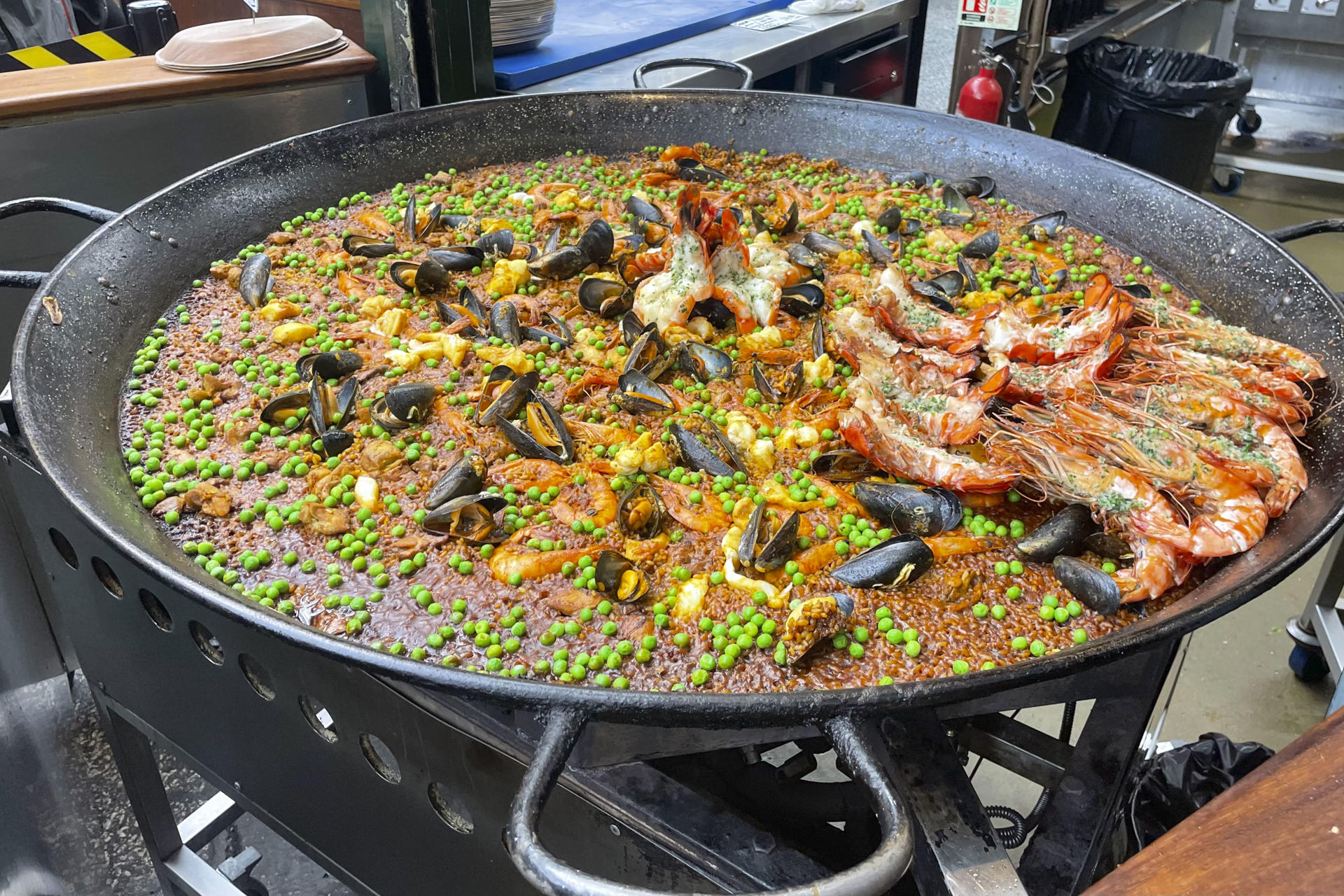 La paella más viral de Londres no la cocinan españoles