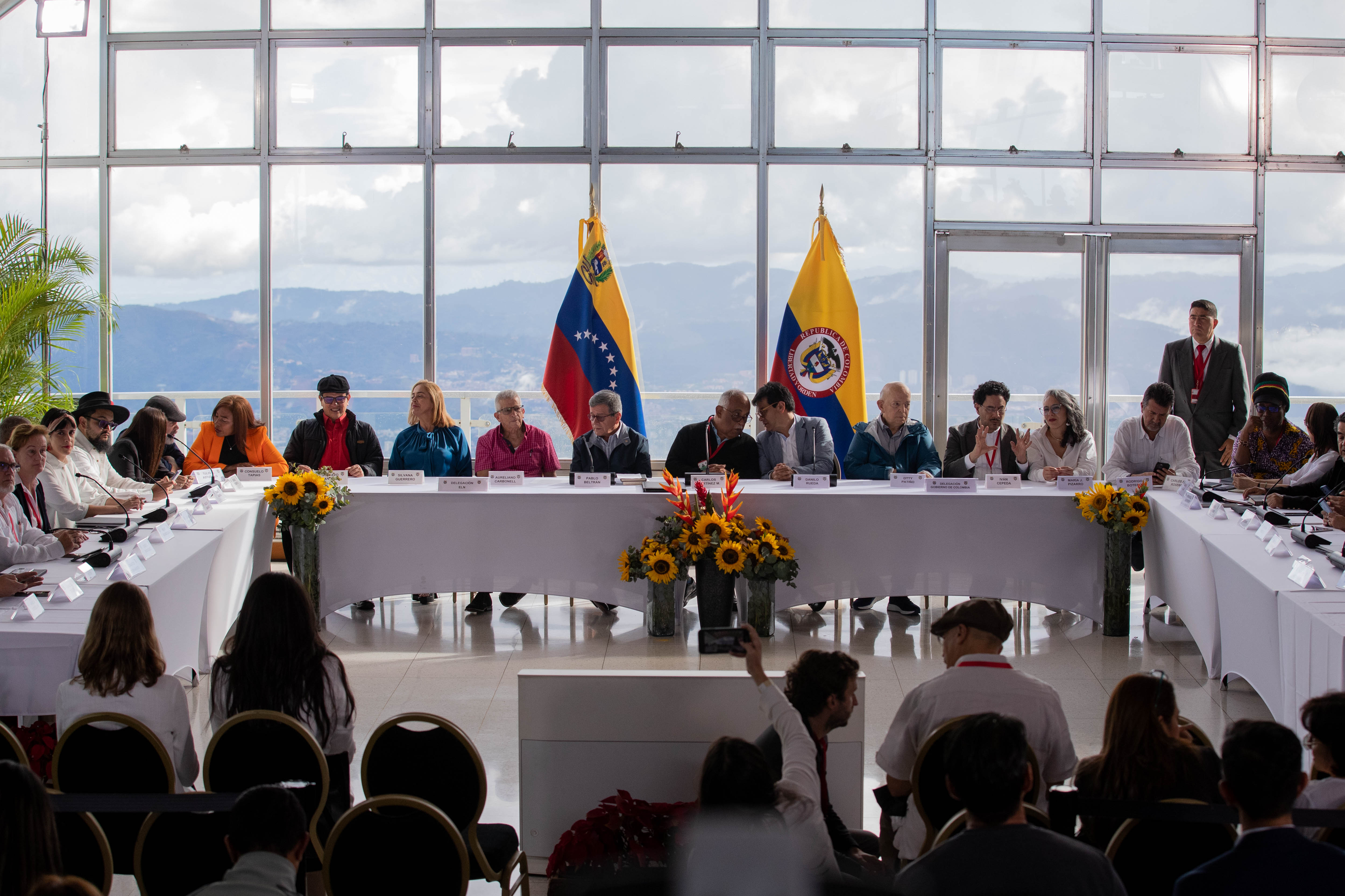 “Vemos con esperanza el proceso”: países garantes de diálogos de paz con el Eln