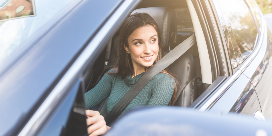 4 razones que prueban por qué las mujeres son excelentes conductoras