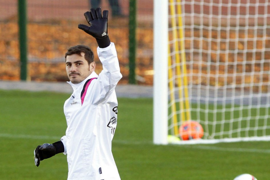 Iker Casillas se va del Madrid
