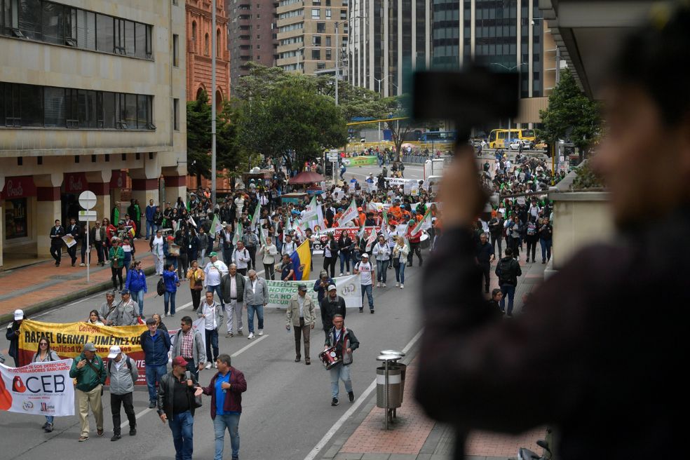 La afluencia a las marchas de sindicalistas para la defensa de las reformas sociales fue poca.