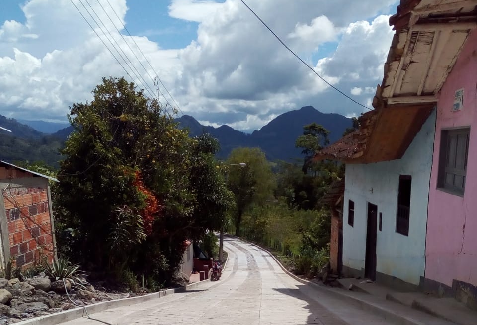 Menor de 15 años asesinó a su padre en Santander cuando dormía