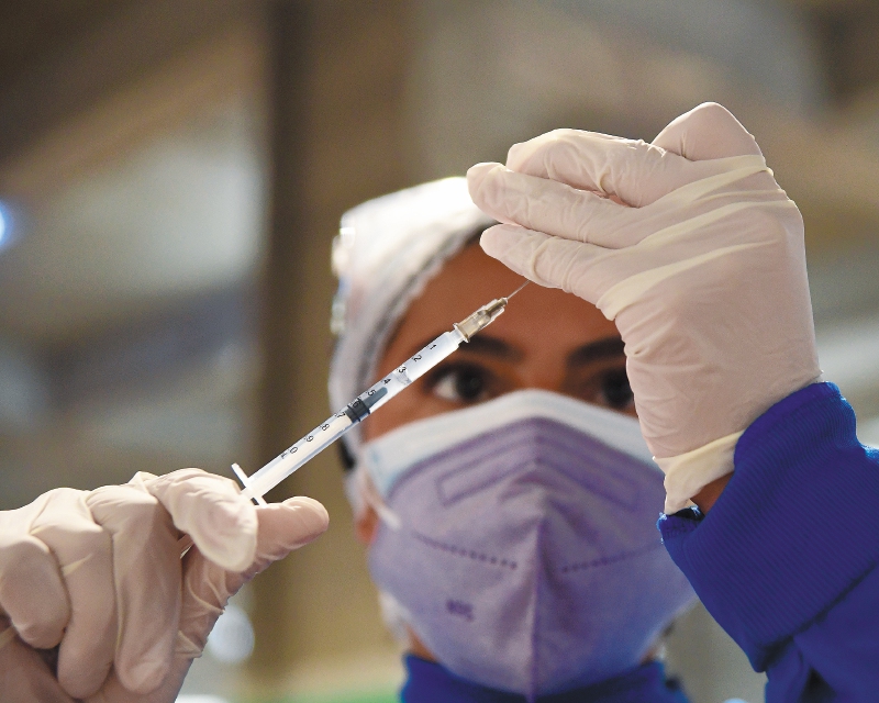 Se reduce el periodo para aplicar dosis de refuerzo en Colombia