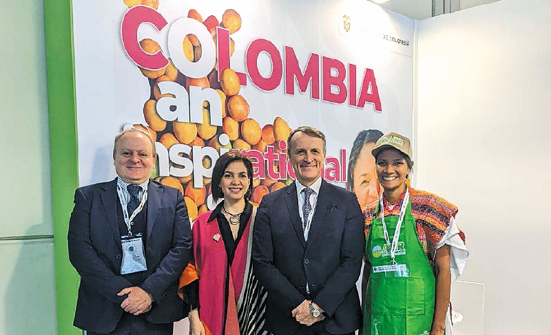 La delegación colombiana en Macfrut.