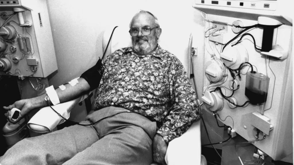 Murió australiano cuyas donaciones de sangre salvaron a 2.4 millones de bebés