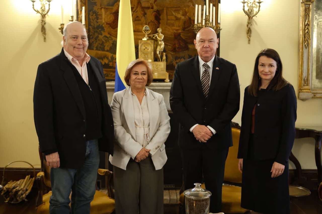 Reunión en Cancillería