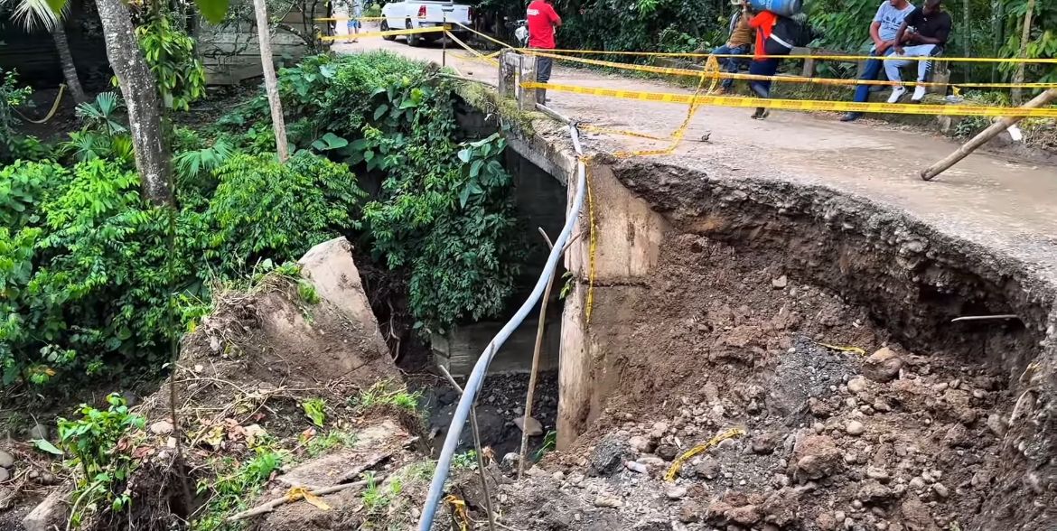 Por un derrumbe, 33 veredas quedaron incomunicadas en San José de Apartadó