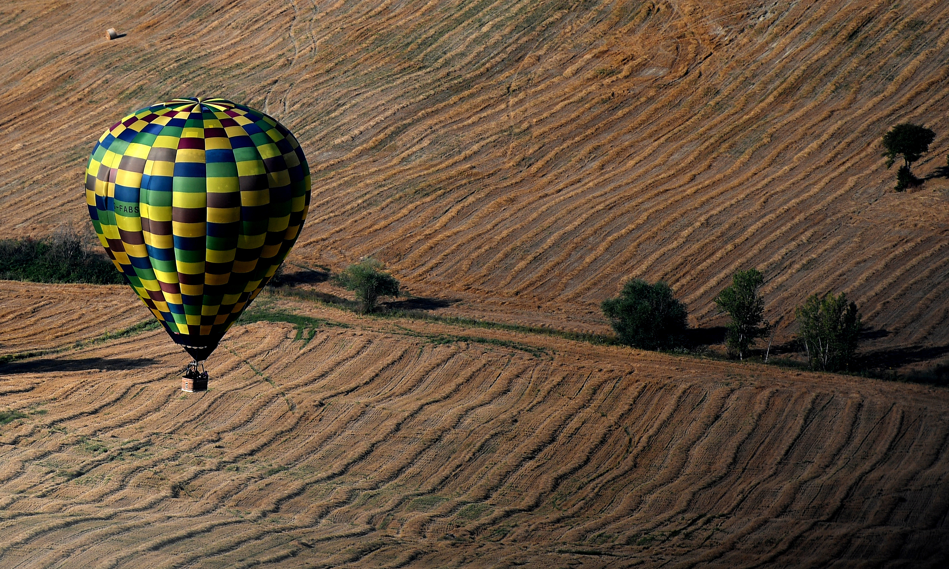 Decenas de globos aeroestáticos compiten en Umbría, Italia