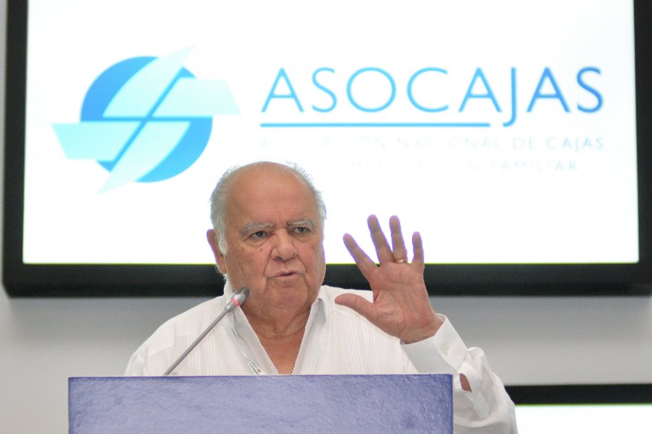 ‘La clase media está seducida por el consumo’: expresidente del BID