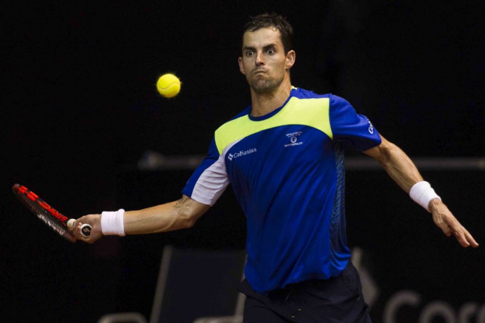 Santiago Giraldo avanzó a octavos en el Abierto de Canberra