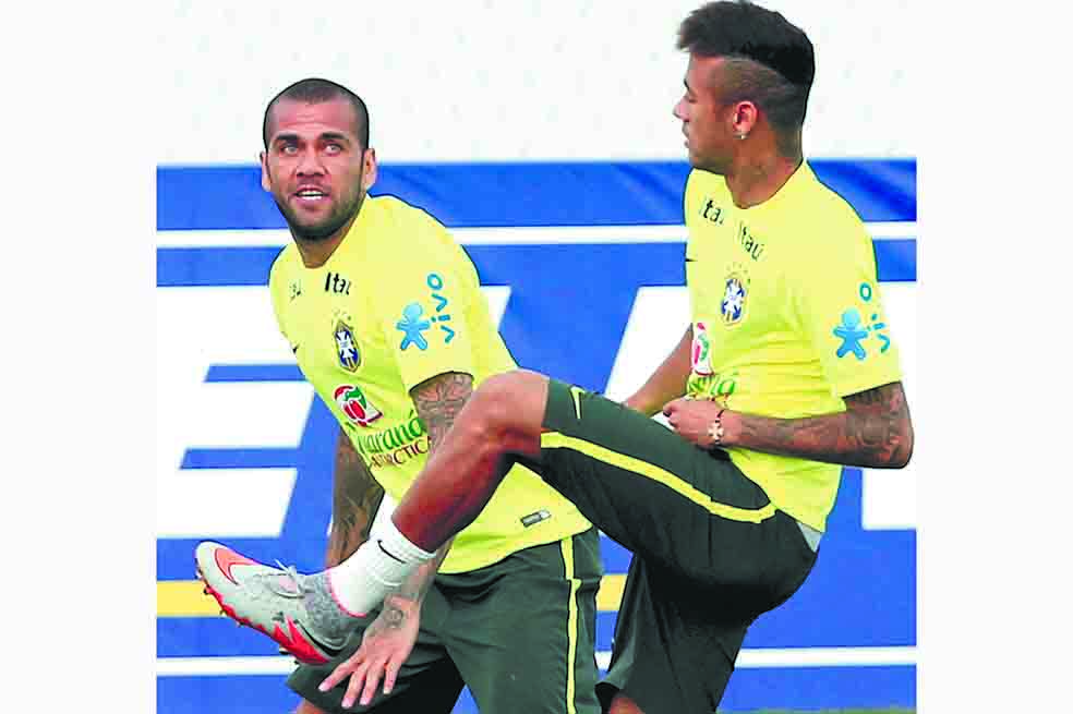Dani Alves: “Neymar es nuestra bandera, pero podemos sin él”