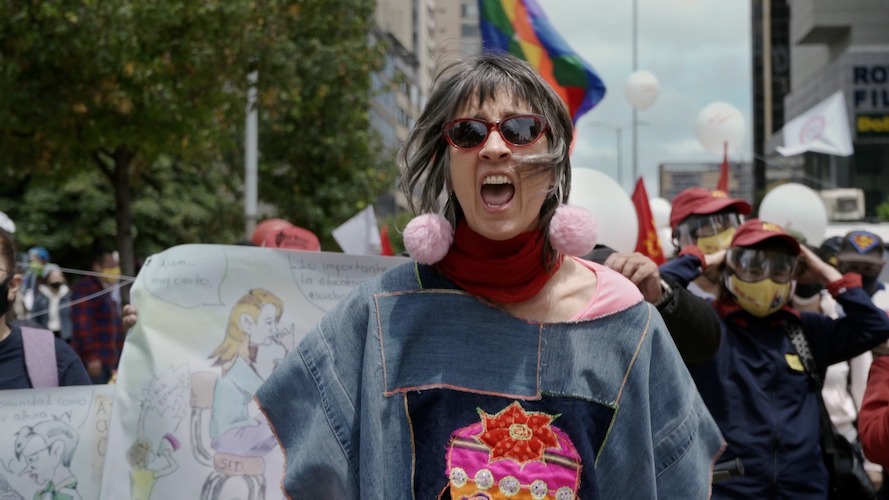 El documental “Pablus Gallinazo” cuenta con la participación de Andrea Echeverry, quien canta una de las canciones emblemáticas del cantautor durante la cinta.