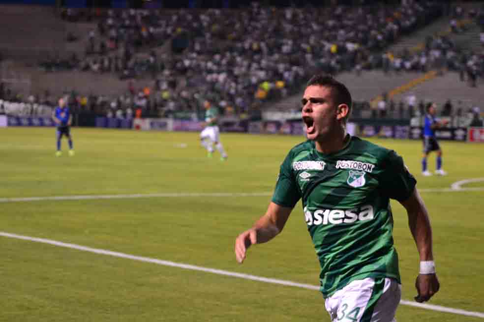 Santos Borré, entre los 10 jugadores más caros de Argentina