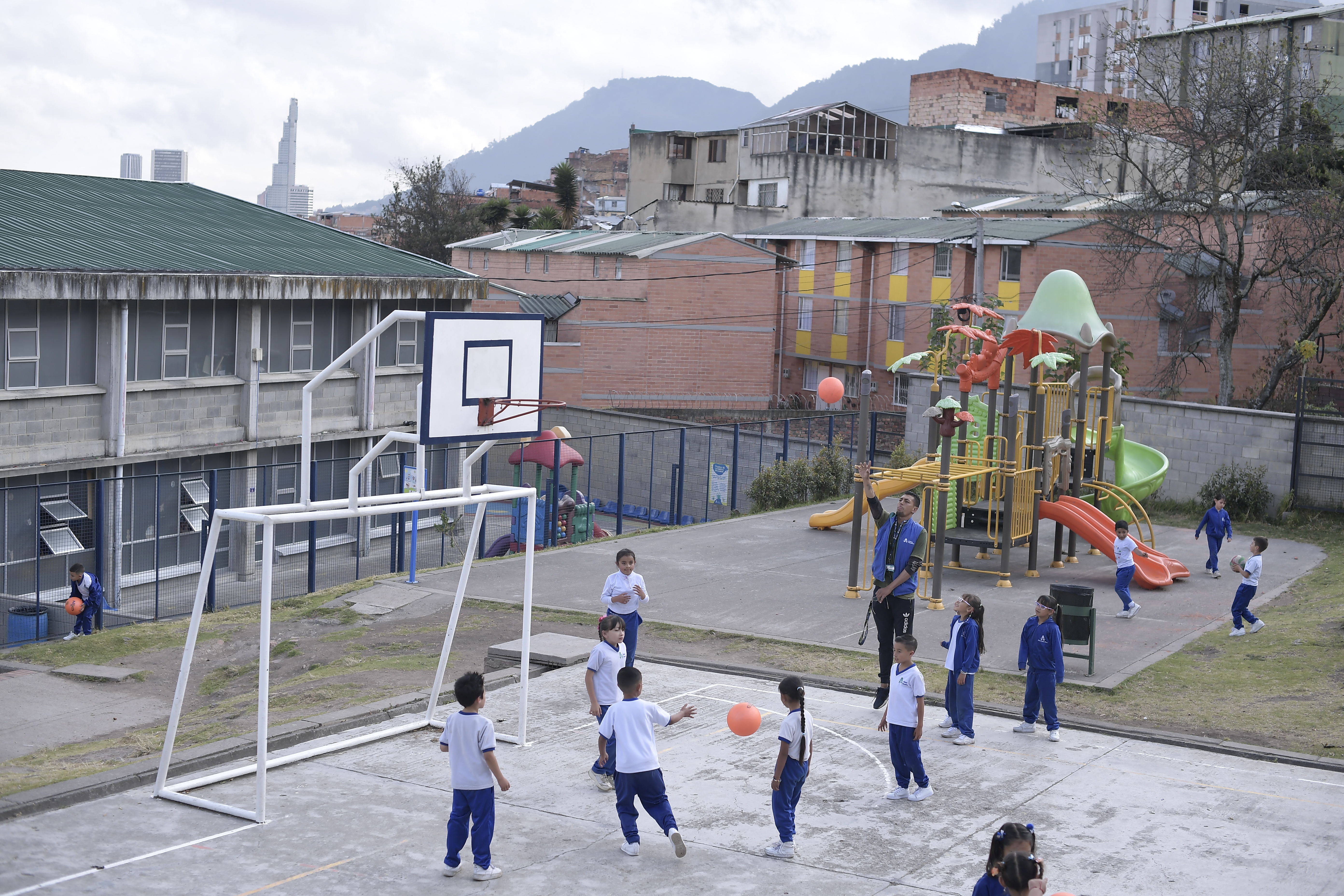 Inició pago del tercer ciclo del subsidio de transporte escolar: ¿cómo reclamarlo?