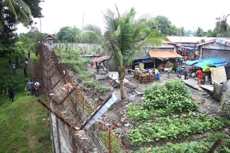 Un ataque contra una cárcel facilita la fuga de más de 150 presos en Filipinas