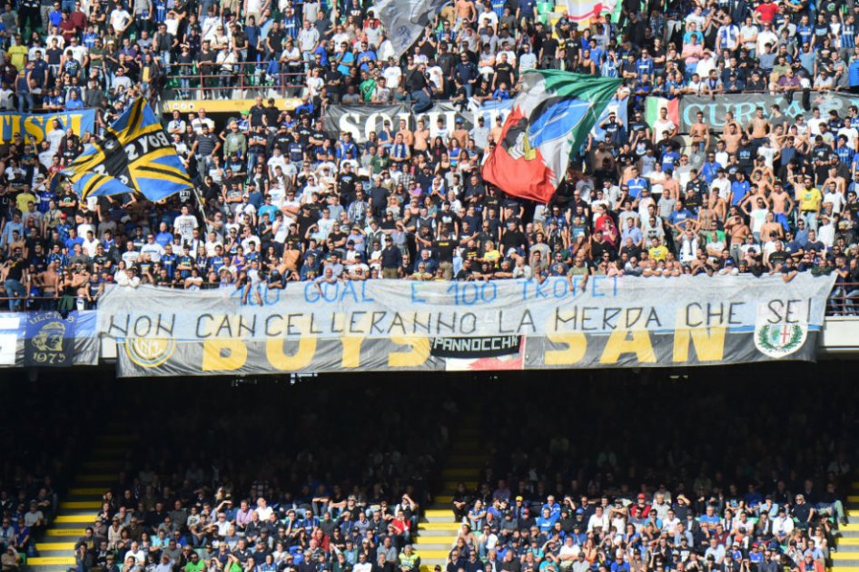 Hinchas del Inter colgaron banderas contra Icardi: «Sucio mercenario»