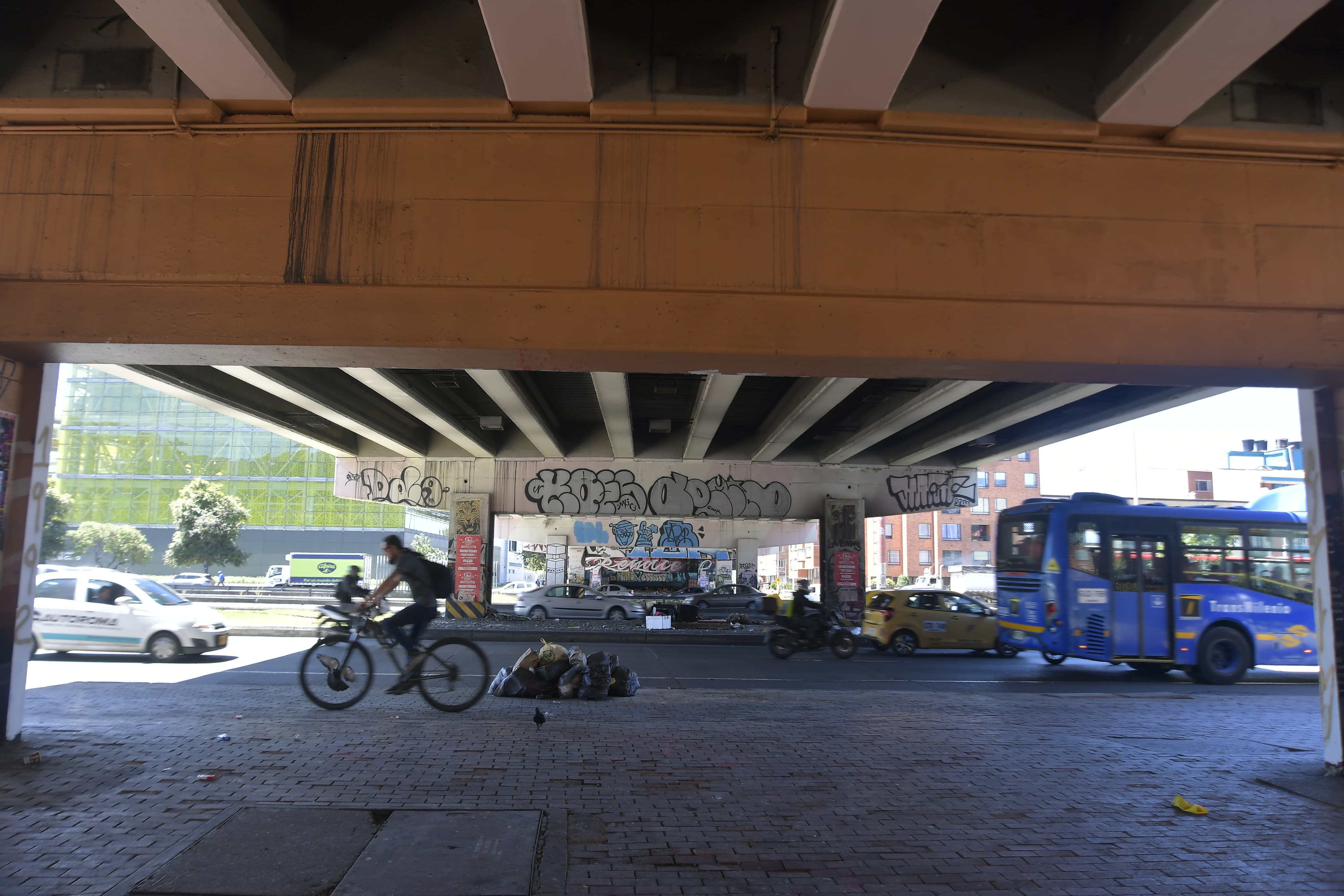 Vida bajo los puentes: el renacer de estos espacios en Bogotá