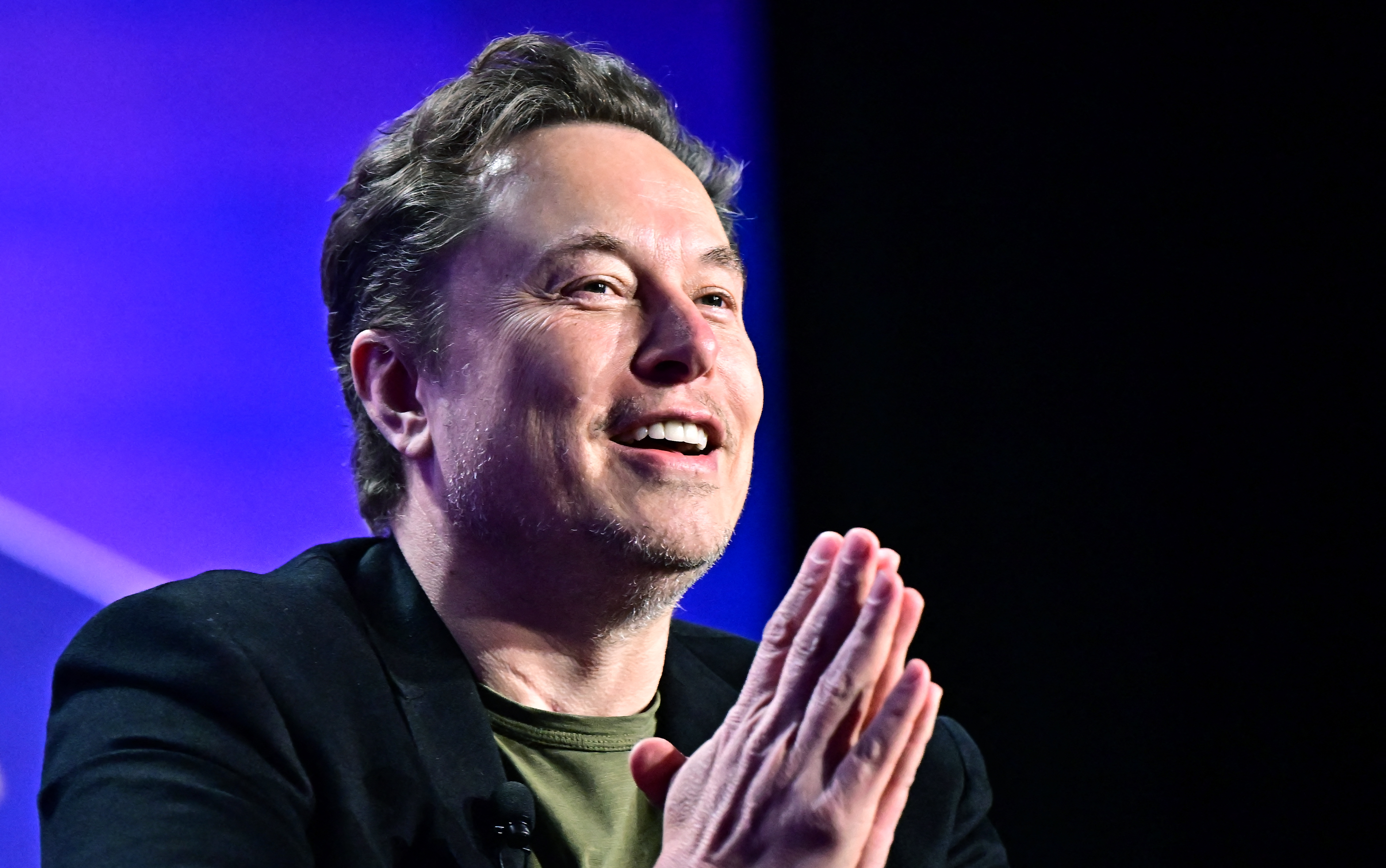 Caos en Alemania por apoyo de Elon Musk a la extrema derecha con renuncias a bordo