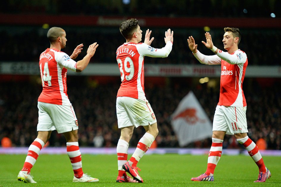 Con David Ospina en cancha, Arsenal venció al Leicester