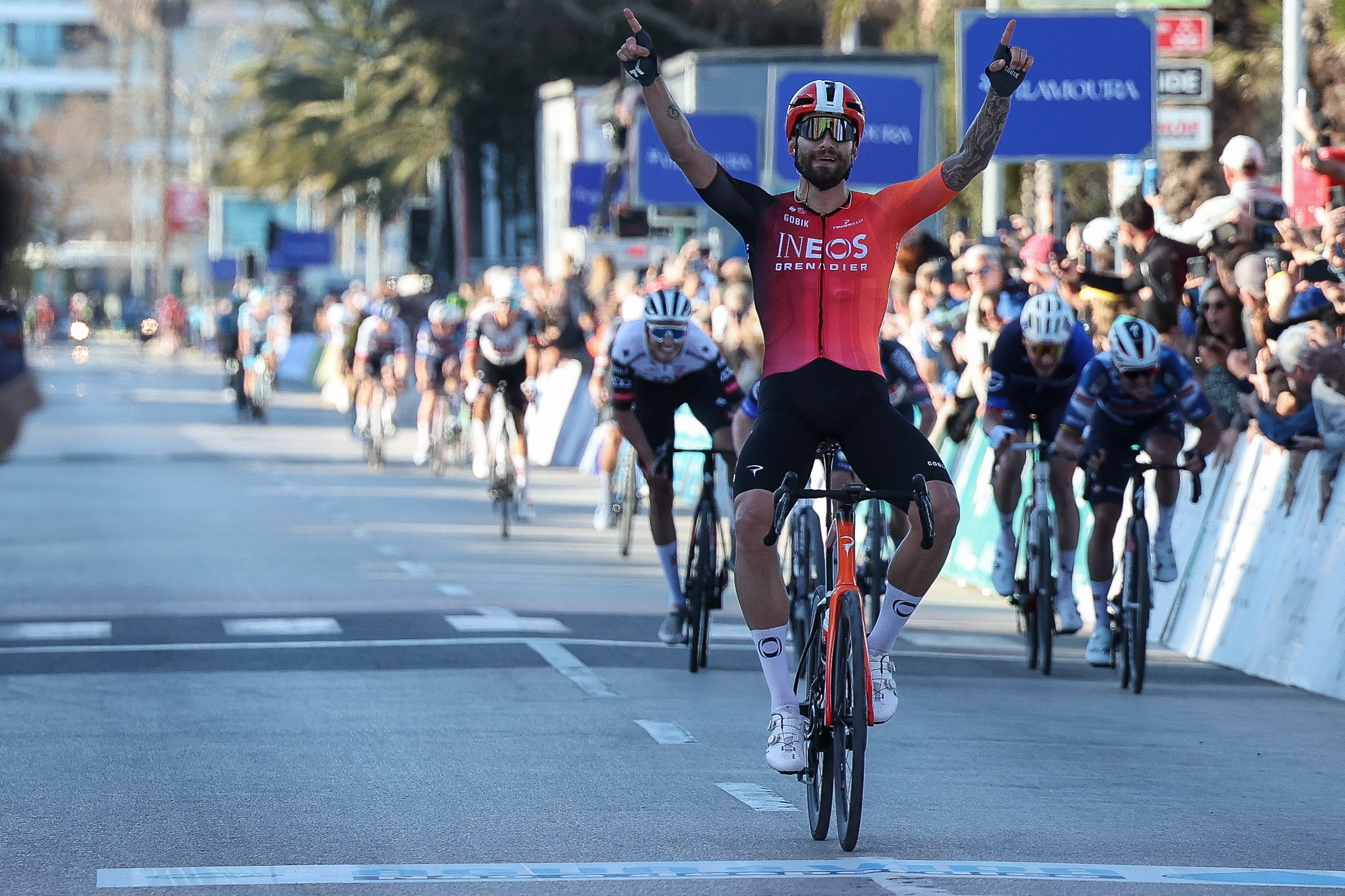 Final caótico en la Vuelta al Algarve: el pelotón se perdió y la etapa fue anulada