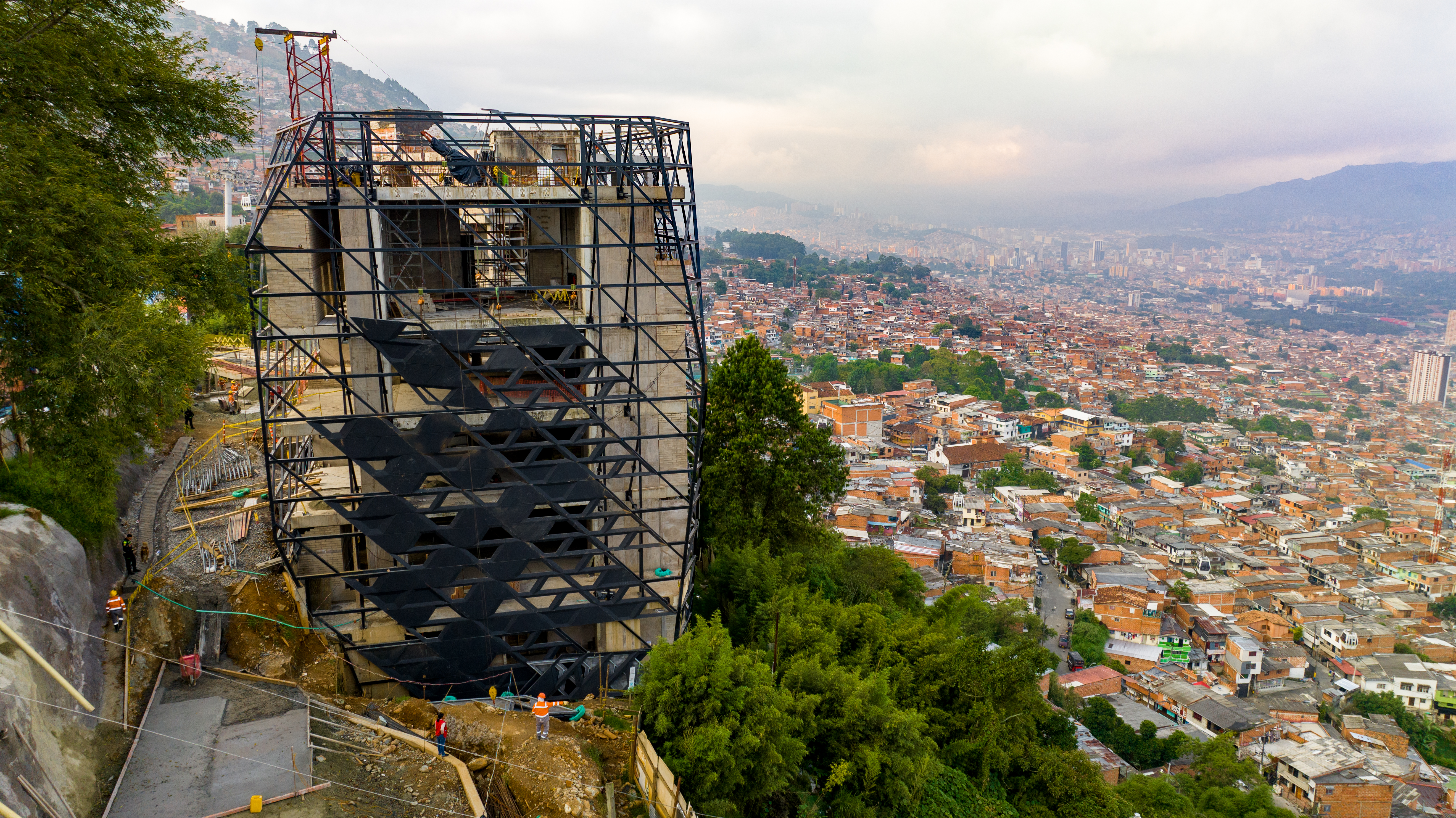 Medellín sigue avanzando sin elefantes blancos
