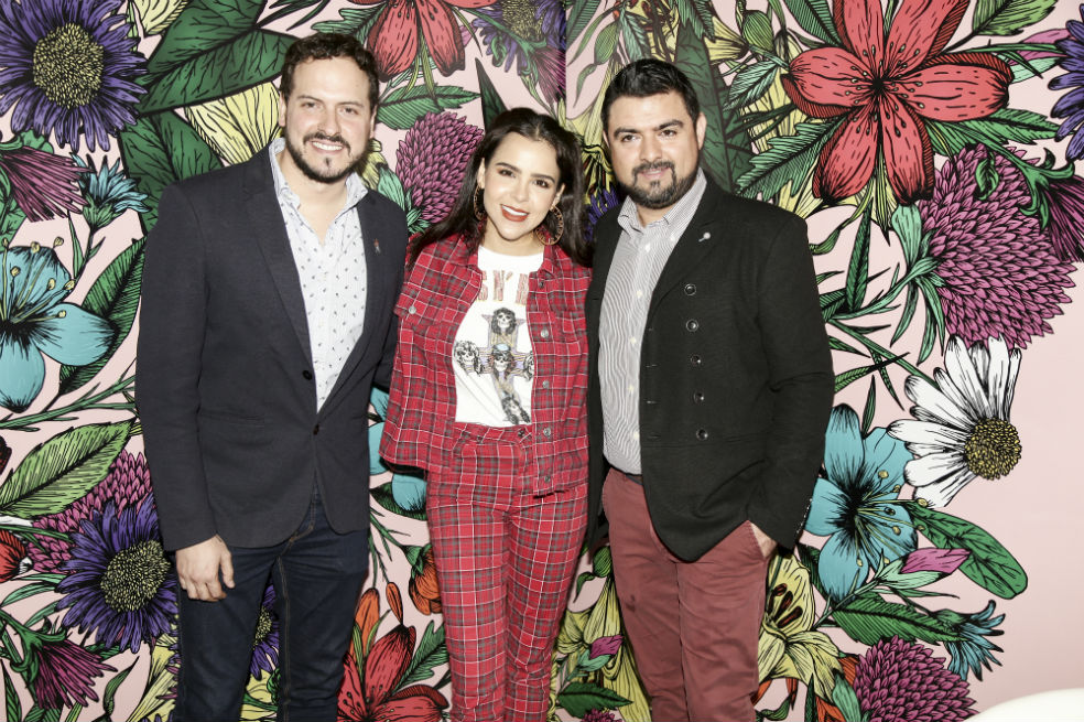 Yuya llega a Colombia con su línea de maquillaje