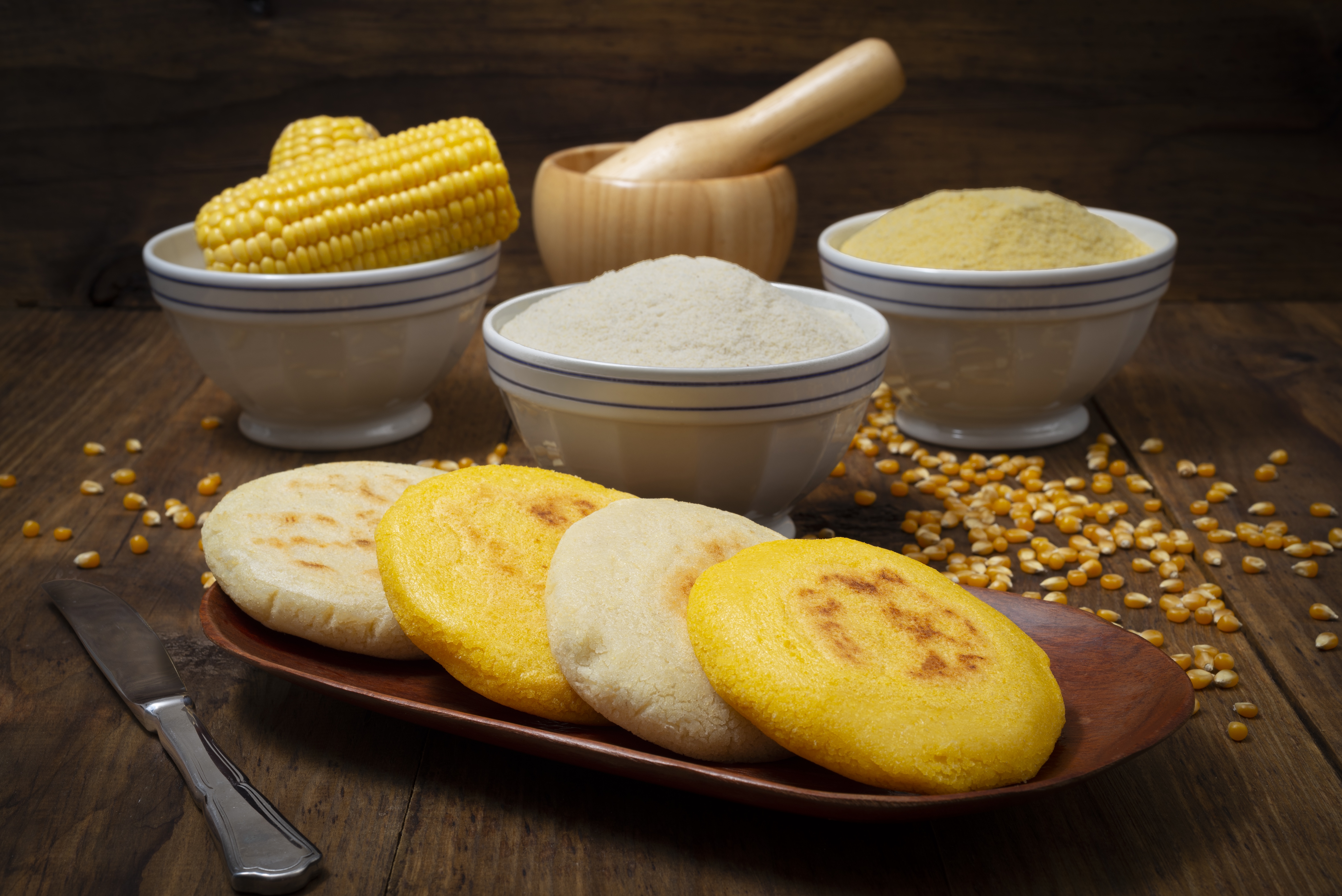 Arepas de zanahoria rellenas de queso