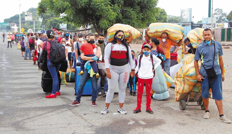 “Las fronteras no se abrirán el 1° de noviembre”: Lucas Gómez