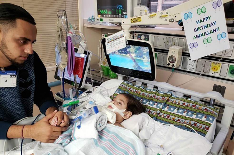 Murió el niño yemení por el que una madre luchó para entrar a Estados Unidos