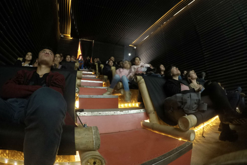 Receta para hacer una sala de cine en un tiempo récord