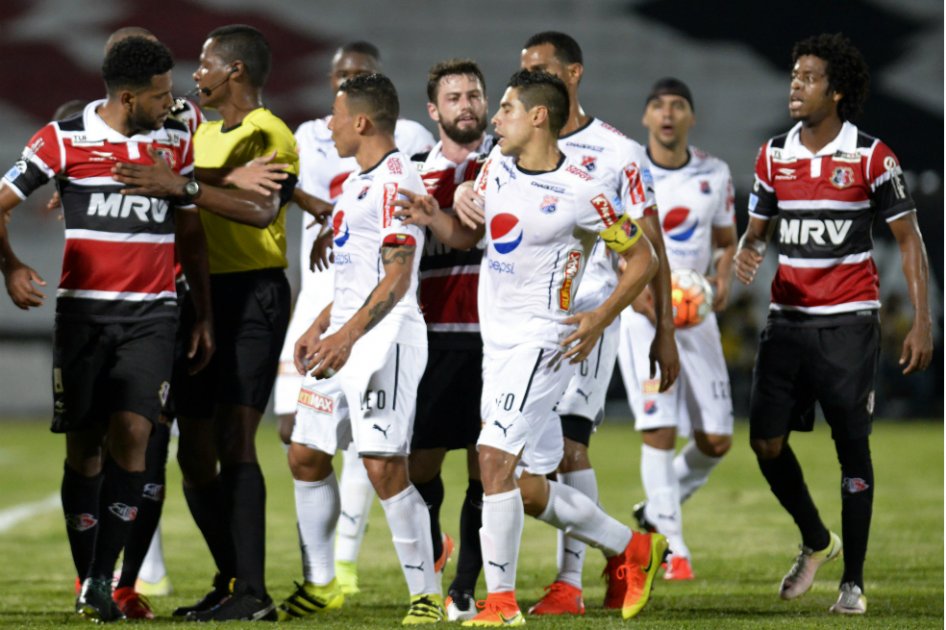 Pesa a derrota 3-1 ante Santa Cruz, Medellín clasificó en la Copa Sudamericana