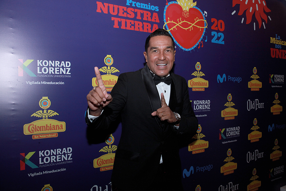 Checo Acosta