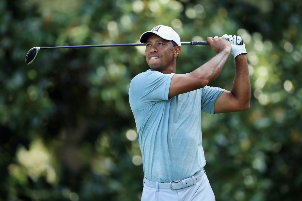Tiger Woods, a un día del título del Tour Championship del PGA